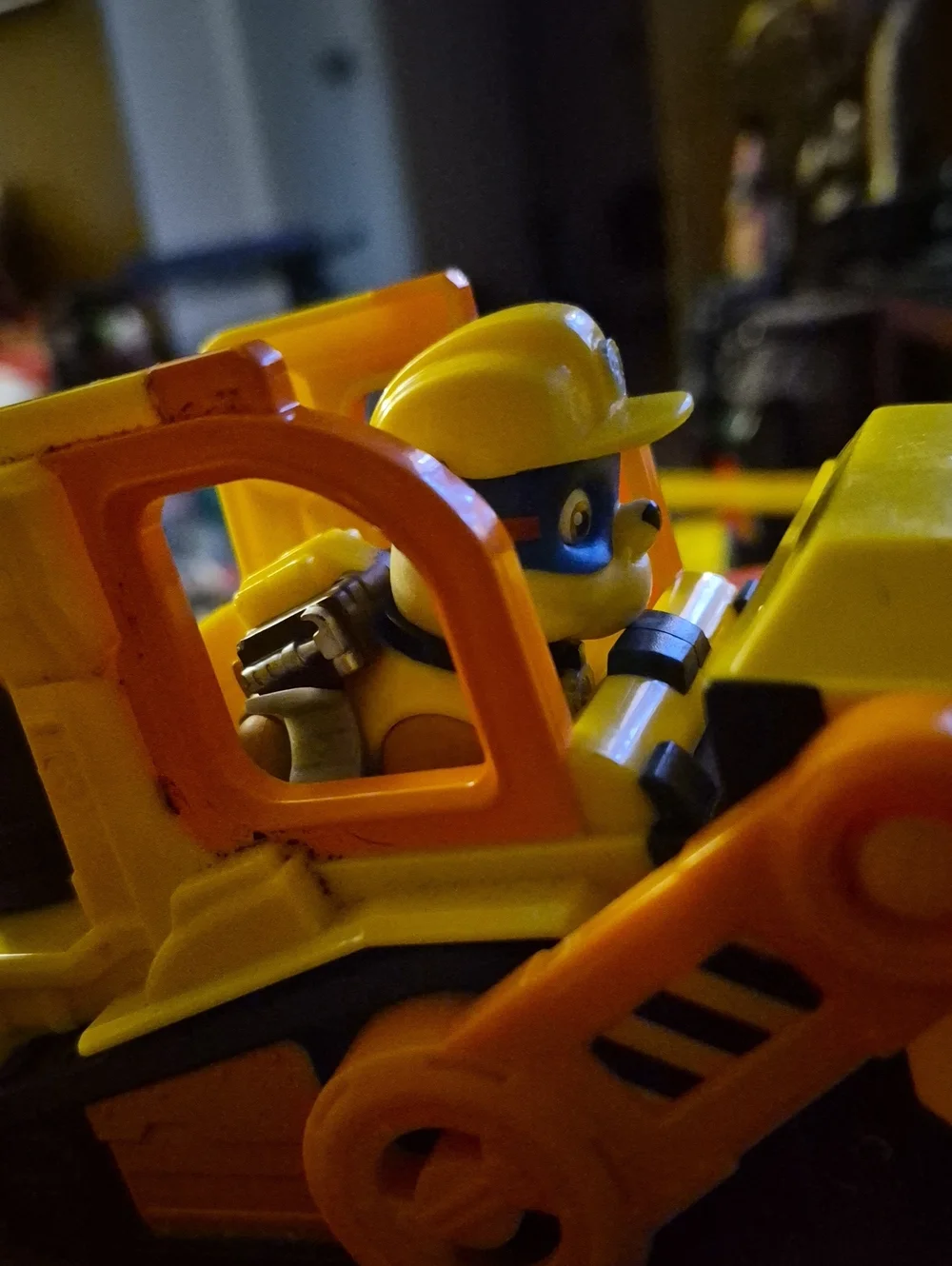 PAW PATROL CONSTRUCTION TRUCK WITH DOZER